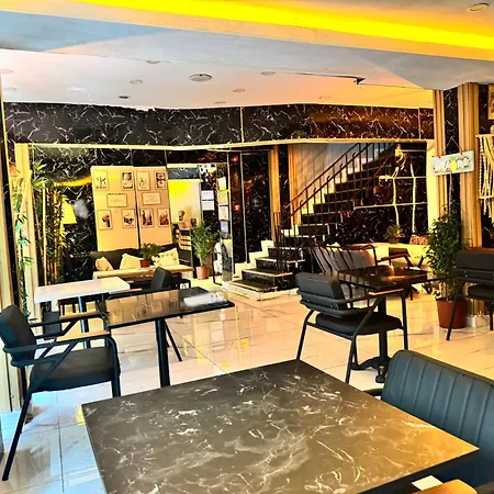 Hotel Grand Taksim 3*