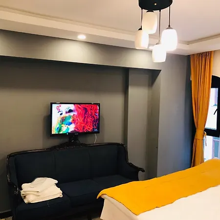 Grand Taksim Hotel 3*